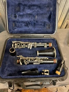 Selmer USA 100 B-Flat Wooden Clarinet USED - Picture 1 of 5