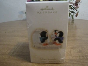 HALLMARK ORNAMENTS SUBZERO SERANADE 2009 - Picture 1 of 5