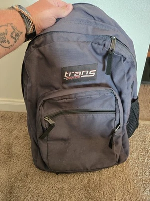 Mochila Gris Trans by JANSPORT ~ Funda para Portátil ~ Bolsillos Excelente Estado Acolchada Foto 1 de 4