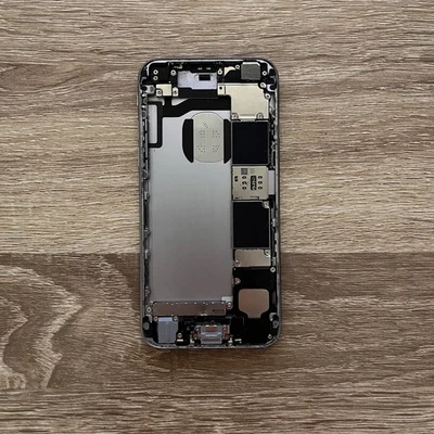 iPhone 6S 64GB senza display (Unlocked-Sbloccato) - Immagine 1 di 4