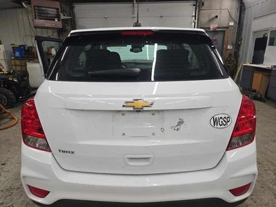 Used Deck Lid fits: 2017 Chevrolet Trax solar tint opt AKP w/rear view camera op Foto 1 de 4