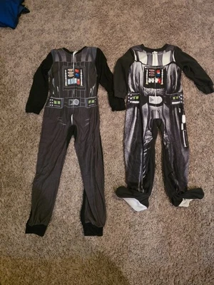 Pijama Star Wars niños niños, 2 pares. 1 talla 6 y la otra es talla 8. DarthVa Foto 1 de 2