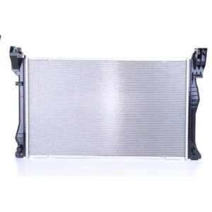 Nuevo radiador para Mercedes-Benz Metris por A4475010001 4475010001 - Imagen 1 de 4