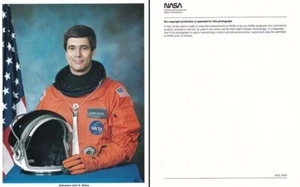 Autogramm Raumfahrt (NASA) | John E. BLAHA | 1970er Druck (Portrait Color XL) - Bild 1 von 1