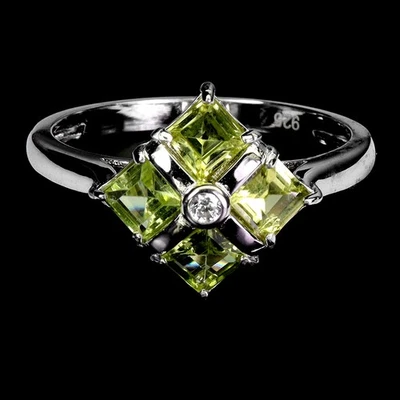925 Sterling Silver Ring Square Peridot 4mm Natural Gemstone Jewelry Size 9 - Image 1 of 4
