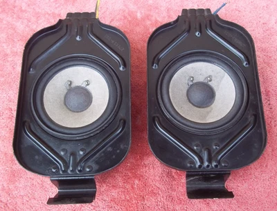 Altavoz Bose puerta trasera Silverado 15288247 Foto 1 de 4