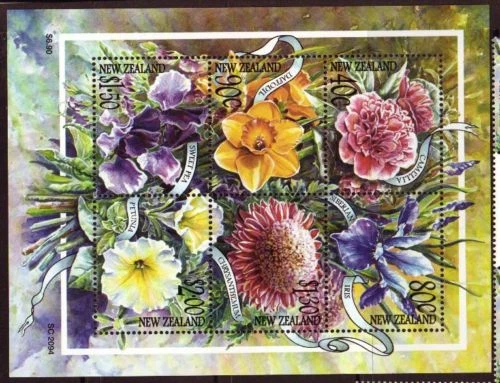NEW ZEALAND 2001 GARDEN FLOWERS MINISHEET UNMOUNTED MINT - Image 1 of 1
