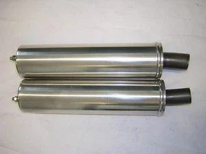 Silenciadores de aleación de patrón Yamaha TZ350. Par. Nuevo. - Imagen 1 de 3