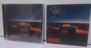 DYLAN WRIGHT - CD - HALF A WORLD AWAY + SIGNED ART CARD + STUBBY HOLDER - Picture 1 of 3