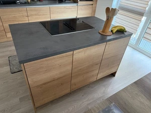 Küche mit Kochinsel zu verkaufen NEFF Nobilia mit Dunstesse und Hochbaubackofen - Bild 1 von 24