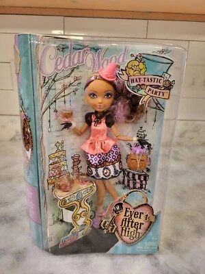 Ever After High Hat-Tastic Fiesta Muñeca Madera Cedro Foto 1 de 4