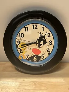 Looney Tunes Vintage 10" Clock Westclox 1994 Tweety And Sylvester - Picture 1 of 4