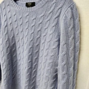 Suéter Lord & Taylor Cashmere Tejido con Cable Pequeño Grande PL Azul Claro - Imagen 1 de 8