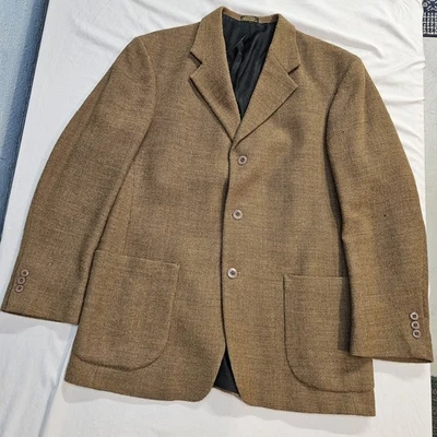 J Ferrar Men's Blazer Brown Tweed 40R 100% Wool 3 Button, Flaws - Image 1 of 4