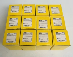 PORTALÁMPARA HUBBELL HBL2989 660 VATIOS 600 V SLIMLINE ACCESORIO NUEVO EN CAJA CANTIDAD: 12 - Imagen 1 de 3