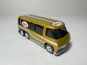 Loose Hot Wheels GMC Motorhome from 2010 Slick Rides Series. Bell graphics - Picture 1 of 4