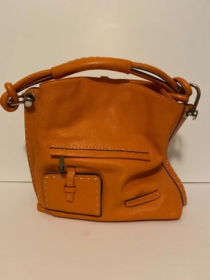 BCBG Maxazria галечный оранжевый кожаный сумочки сумка в отличной форме - Изображение 1 из 4