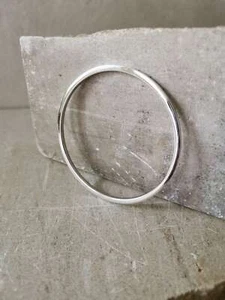 Schlichter Armreif aus 925 Silber, Armreif aus massivem Sterling Silber, minimal - Bild 1 von 7