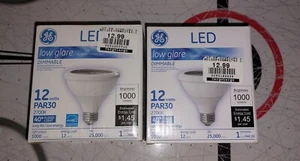 GE PAR30 DIMMABLE 40 DEGREE FLOOD LED LIGHT BULB - 12 WATT - 1000 Lumen - Picture 1 of 8