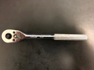 Cougar E3426 3/8" Drive Quick Release Knurled Handle Ratchet 7-3/4" - Picture 1 of 6