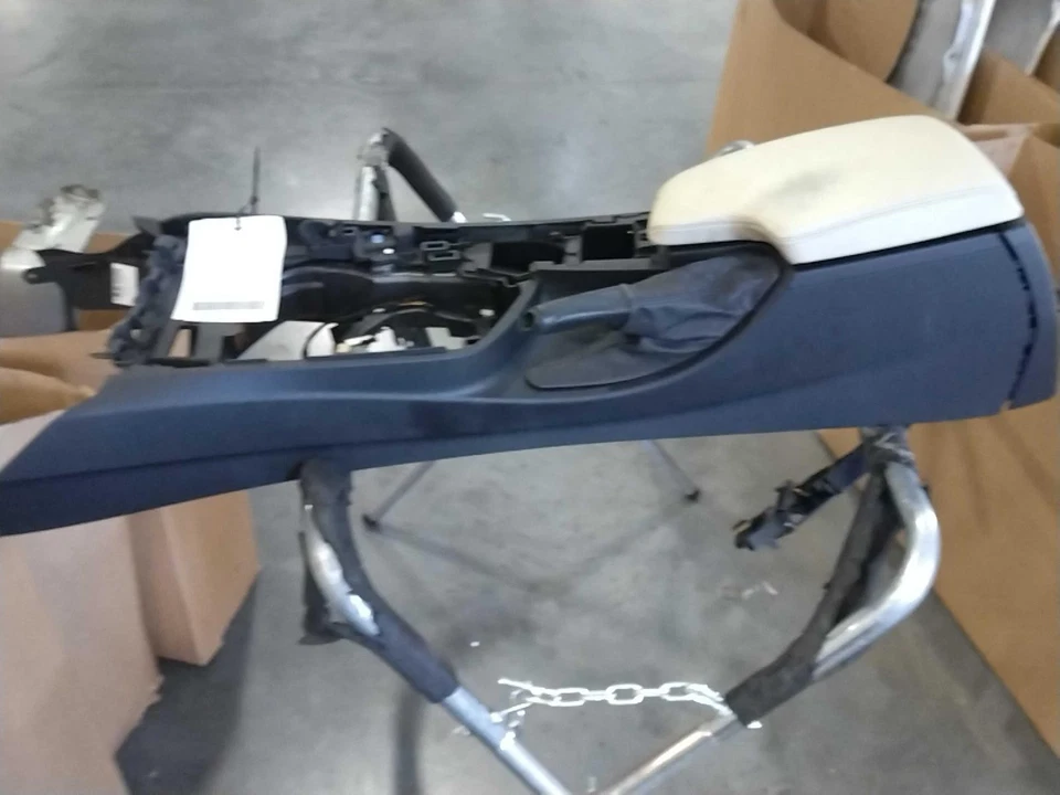 2015 BMW 435I Center Console OEM Black Used 154K Miles Warranty NJ25-22893 Foto 1 de 4