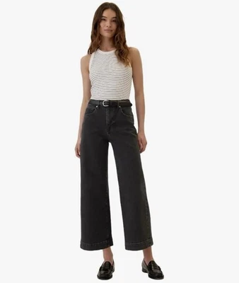 GAP Women's High Rise Wide Leg Cropped Jeans - Black Wash - Size 14/32 Regular - Image 1 of 4