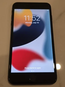 Apple iPhone 7 Plus - 32 GB - Black (Unlocked) Excellent Condition - Photo 1 sur 10