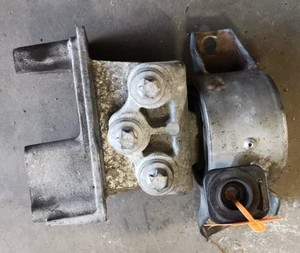 ALFA ROMEO FRONT ENGINE MOUNT TRANSMISSION 1.4 TURBO PETROL MITO (2008-2023) - Picture 1 of 7