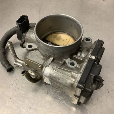 2001-2005 LEXUS GS430 LS430 Throttle Body 4.3L - Image 1 of 3