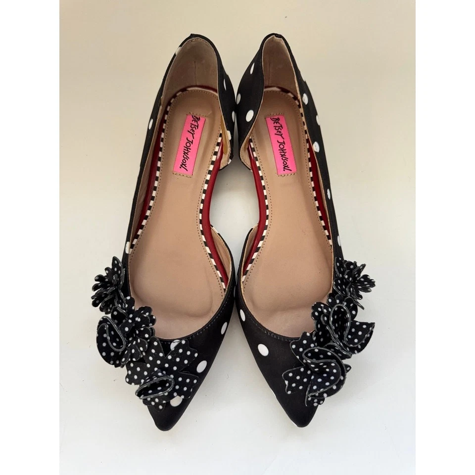 Zapatos retro Betsey Johnson talla 7,5 para mujer negros a lunares planos lazo punta Foto 1 de 4
