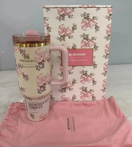 Bicchiere Stanley X Love Shack Fancy Quencher 40 oz - rosa beaux rosa - Foto 1 di 5