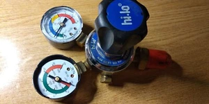 Hi-Lo Hilo Oxygen Regulator Single Stage 2 Gauge 10 Bar Oxy Reg UK - Picture 1 of 10