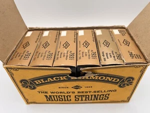 6x Dozen Black Diamond Tenor Banjo Loop N 793-1/2 C-4th .032 Gauge - Picture 1 of 7