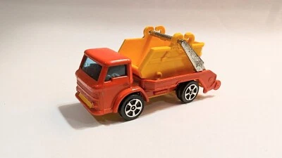 VTG Corgi Juniors Whizzwheels  Ford D 1000 Skip Truck - red & yellow - England - Image 1 of 3