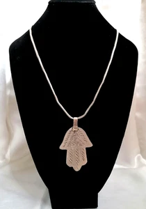 RARA ANTICA AUTENTICA “MANO DI FATIMA” (KHAMSA) E COLLANA ARGENTO, EPOCA 1800. - Foto 1 di 24