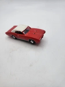 PONTIAC GTO Johnny Lightning Thunderjet 500 HO Slot Car Tjet Chassis RUNS GOOD - Picture 1 of 3