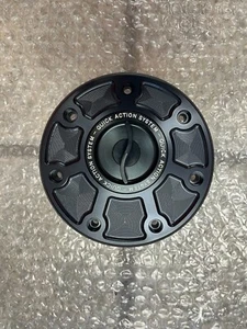 KTM 390 Duke/RC390 Race/Quick Action Fuel Cap - Picture 1 of 3