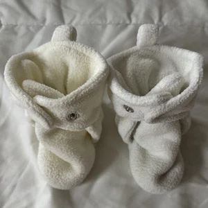Target Cream Colored Baby Booties - Picture 1 of 5