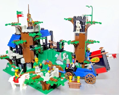 LEGO System Castle Dark Forest Fortress 6079 En 1996 Juego completo Sin caja - Imagen 1 de 4