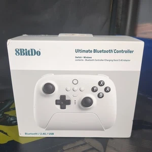 8BitDo Ultimate Bluetooth & 2.4Ghz Controller - White with Charging Dock New - Picture 1 of 10