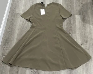 Abito intero Theory Fit & Flare con pannelli verde kaki classico crepe taglia 10 nuovo con etichette $435 - Foto 1 di 7