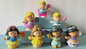 LOTTO PRINCIPESSA DISNEY FISHER PRICE PICCOLO POPOLO E TRONO LOTTO 8 PEZZI - Foto 1 di 5