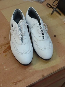 Nike Superstition Oxfords Wingtip Golf Shoes White Leather Women's 9.5. 1094 - Picture 1 of 5