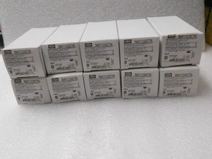 New Lot Hubbell SNAP2152WSCTRA Snap-Connect 15A/125V Sc Tamper-Resistant NIB - Bild 1 von 6