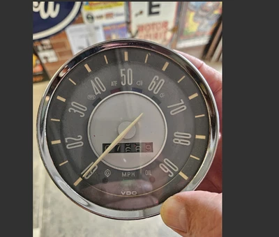 Karmann Ghia, Porsche, VW Speedo - Imagem 1 de 3