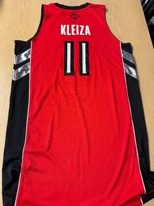 Kleiza Game worn issued jersey Toronto Raptors nba lithuania rare vintage - Foto 1 di 9
