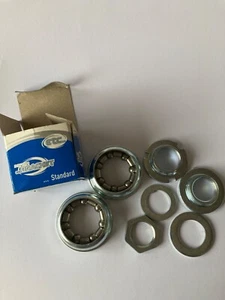 ETC Bottom Bracket Set for One Piece crank junior BMX & Old School Cycle / Bike - Picture 1 of 2