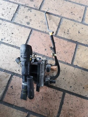 Mazda Originale 5 CR19 Alloggio Termostato Flangia Refrigerante LF941517Z - Immagine 1 di 4