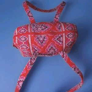 Retired Vera Bradley Frankly Scarlet Red Paisley Overnight Clothes Handbag - Picture 1 of 11