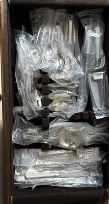 Towle Craftsman 套装全新! 77 件 — 第 1/4 张图片